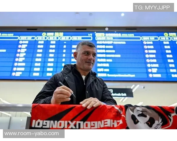 迈阿密愿支付1500万解约金引进27岁墨西哥国脚前锋博特拉梅